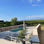 Villa Hideaway Stonehouse Pool For 2 Dalmatia Imotski *