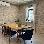 Villa Hideaway Stonehouse Pool For 2 Dalmatia Imotski Medvidovici