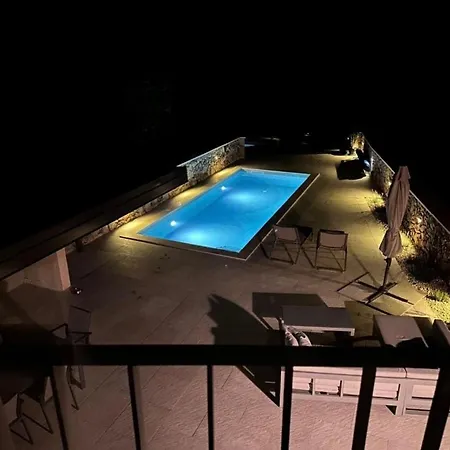 Hideaway Stonehouse Pool For 2 Dalmatia Imotski * Medvidovici